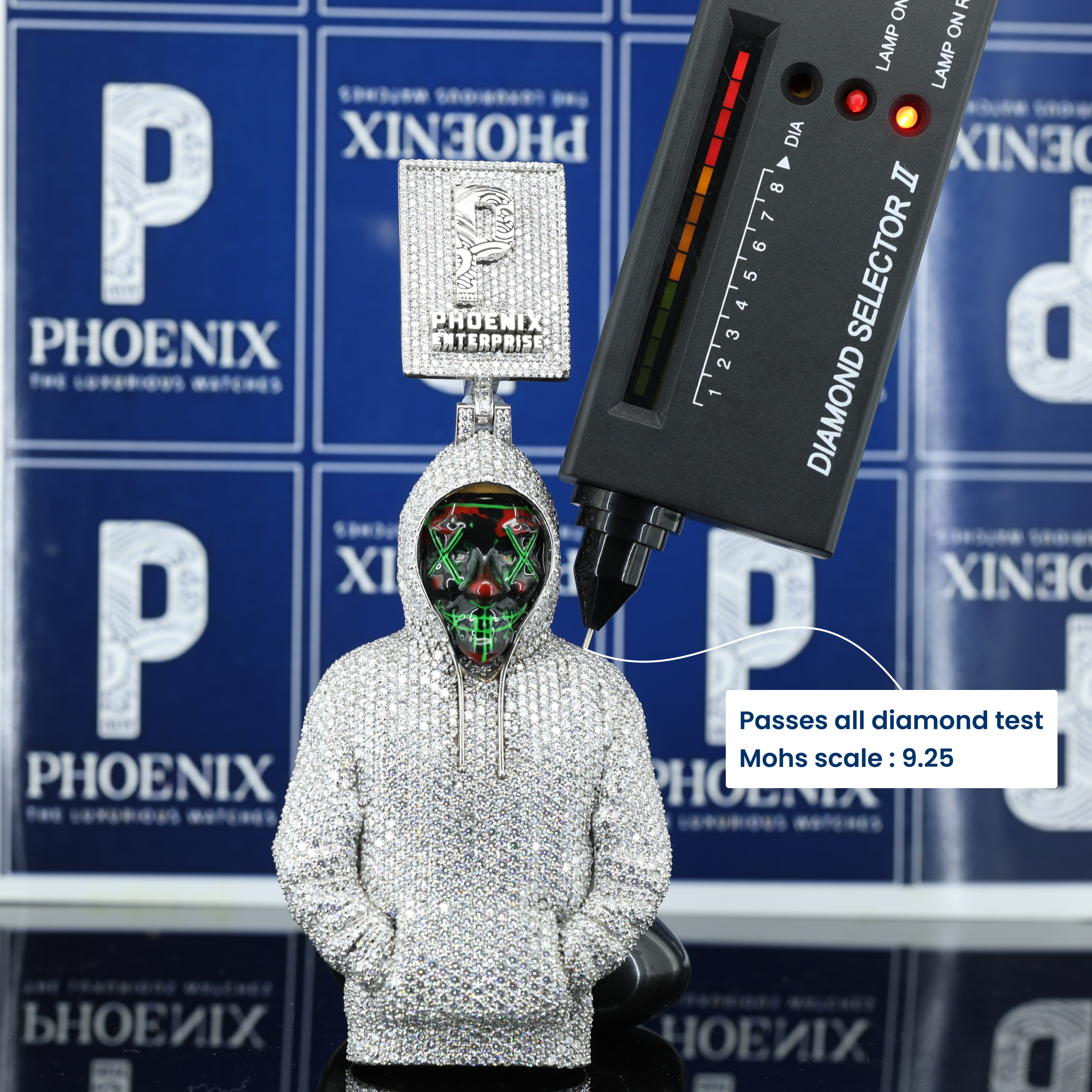 Bespoke Queen Moniker Diamond Pendant - VVS Iced Out Argentum Pendant